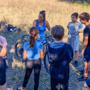 En sixième : initiation au vélo tout-terrain (VTT)