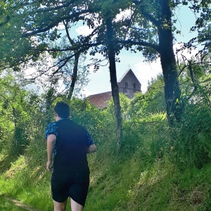 Enième remontée de l'Auvézère vers le bourg de Saint-Mesmin.