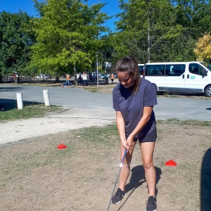 Golf initiation swing & put
